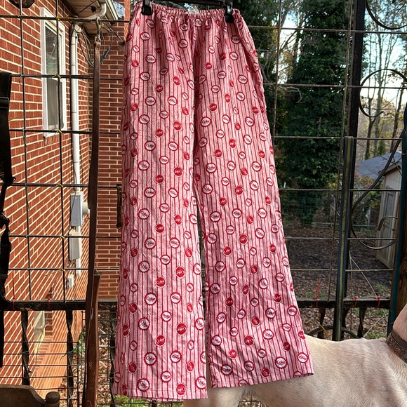 Coca-Cola Red Summer Pajama Spaghetti Strap Top V-Neck Wrinkle Material Jrs XL - Picture 8 of 16